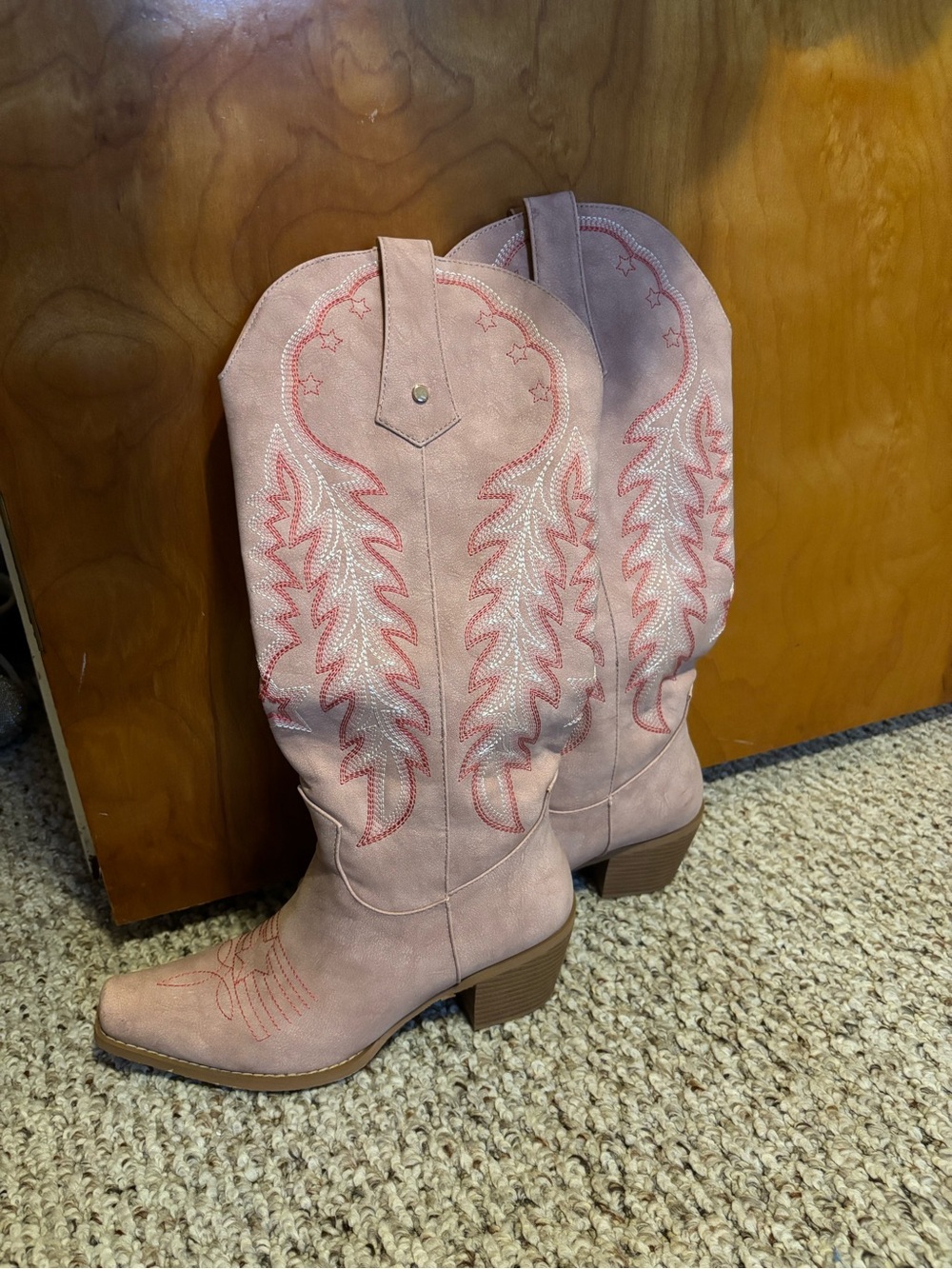 Women's Pink Western Cowboy Boots - Stylish Embroidered Shaft